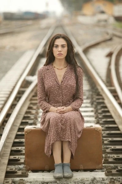 Şükran Ovalı: Age, Height, Net Worth, Biography and More:
