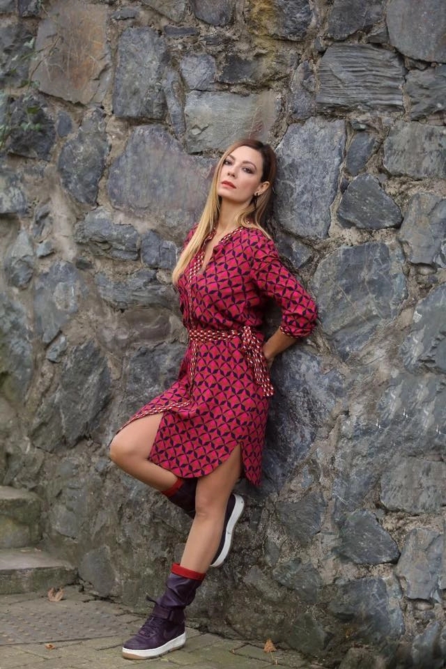 Özge Özder: Age, Height, Net Worth, Biography and More: