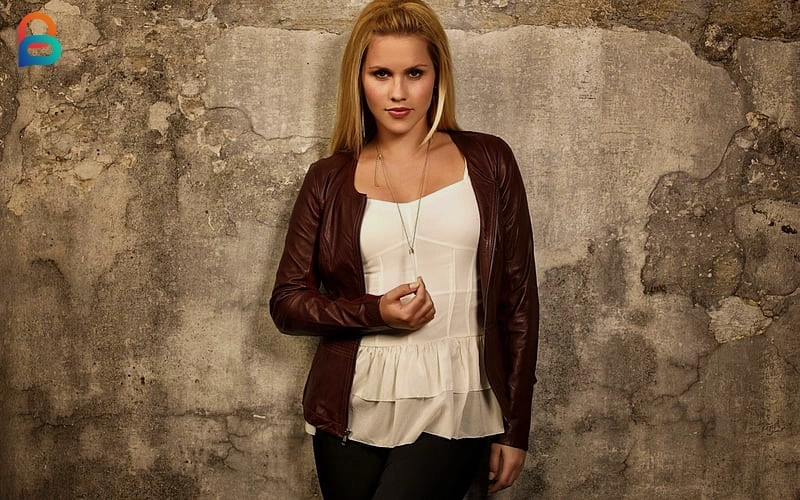 Claire Holt: Age, Height, Net Worth, Biograhy and More: