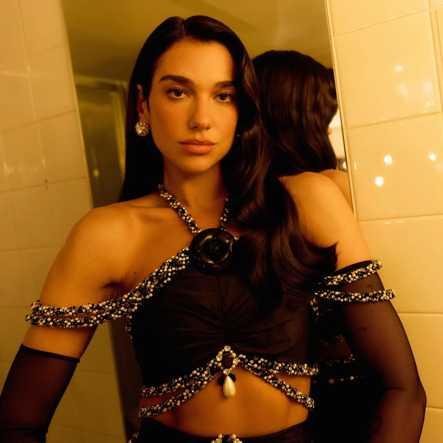 Dua Lipa: Age, Date of Birth, Biography, Net Worth & More: