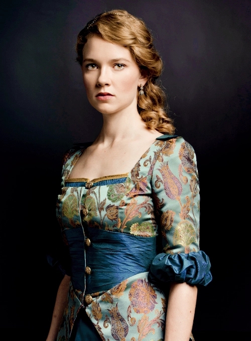 Ece Çeşmioğlu: Age, Height, Net Worth, Biography and More: