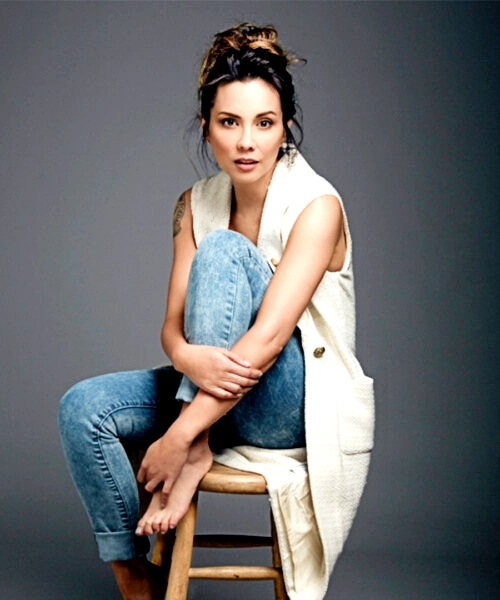 Lexa Doig: Age, Height, Biography, Net Worth and More: