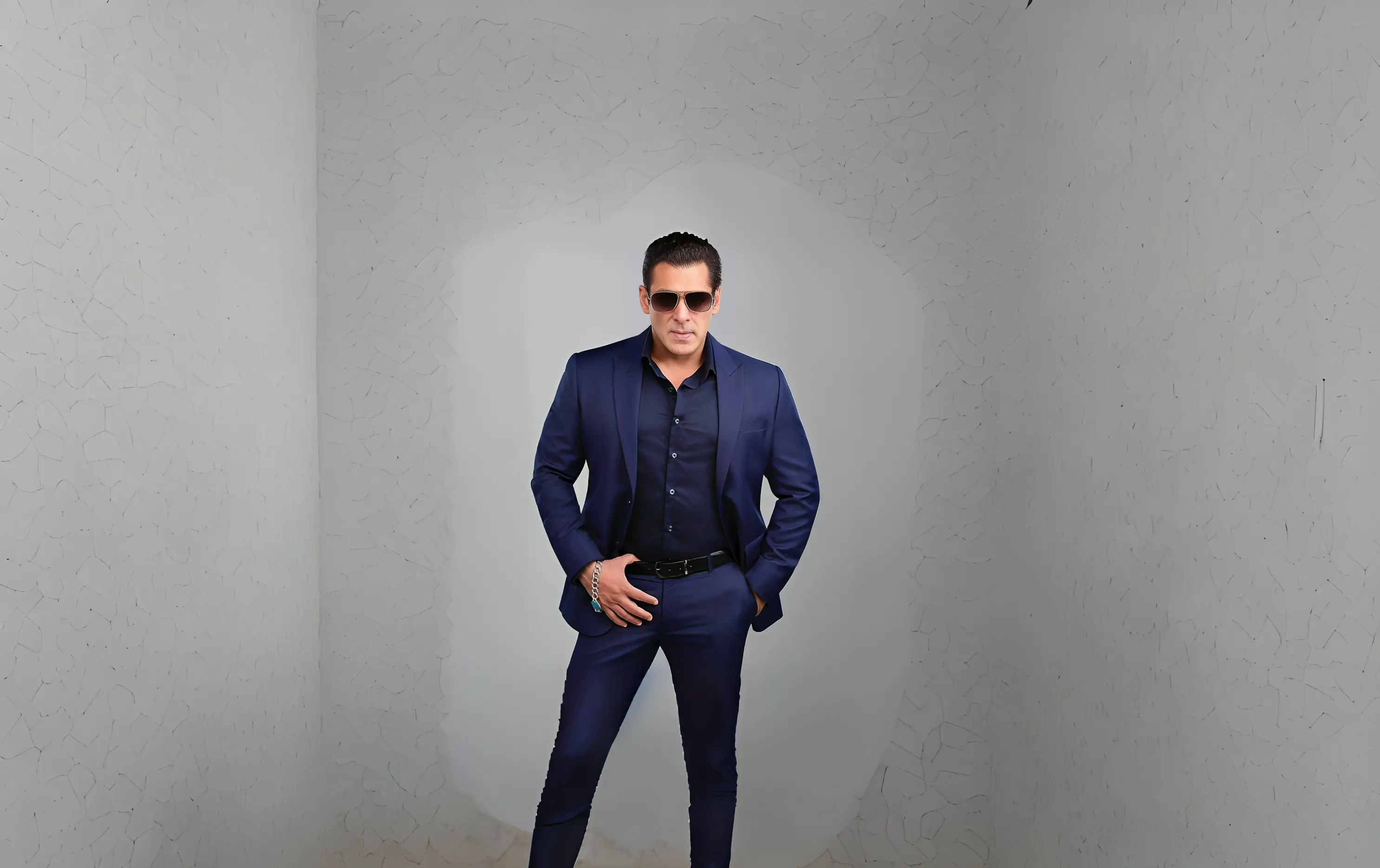 Salman Khan: Age, Net Worth, Movies, Education, Family & More