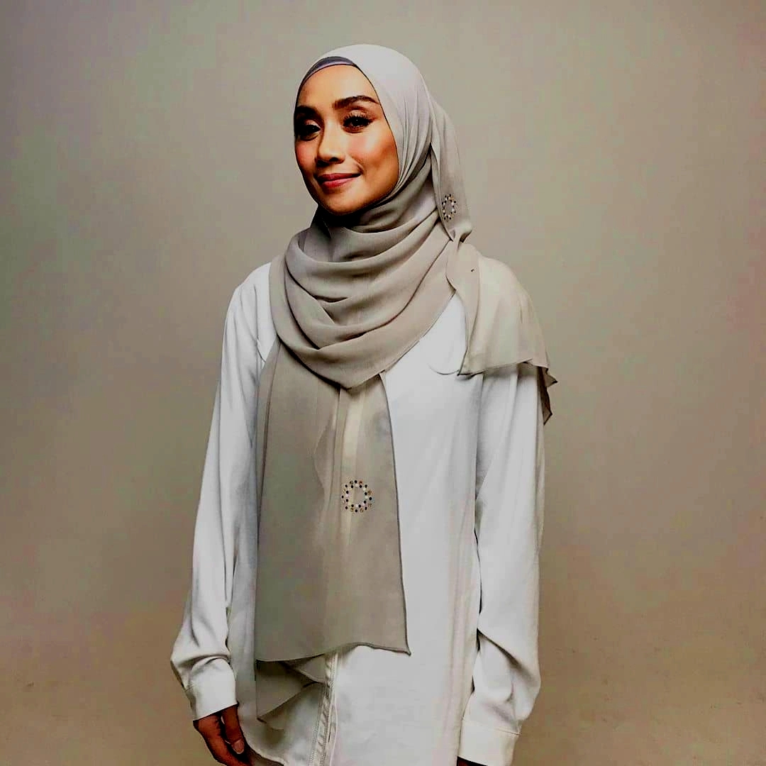 Wan Sharmila: Age, Height, Net Worth, Biography and More: