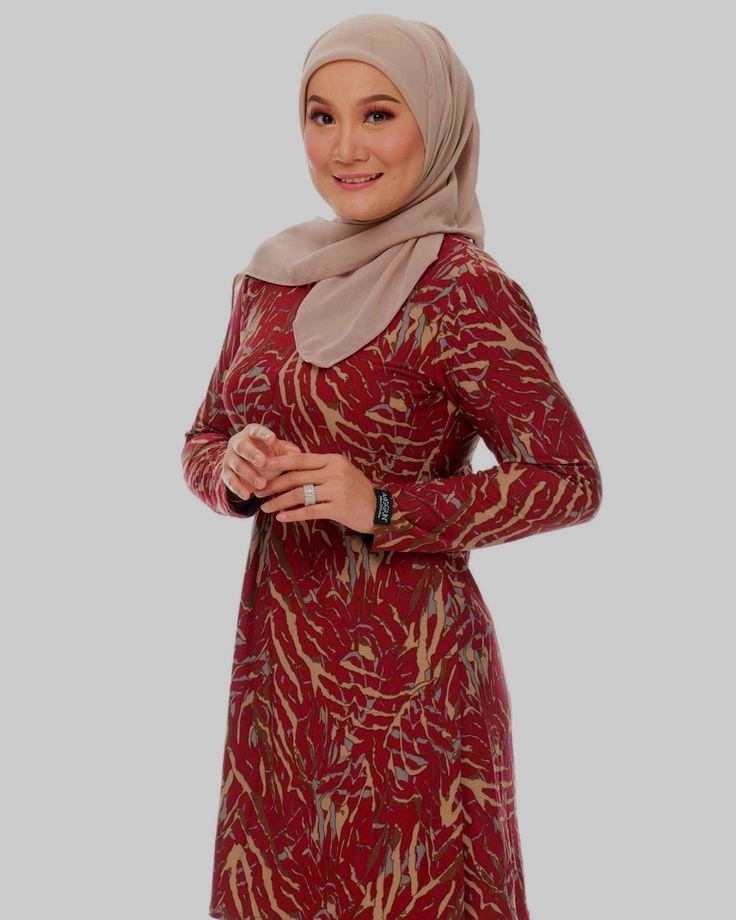 Yana Samsudin: Age, Height, Net Worth, Biography and More:
