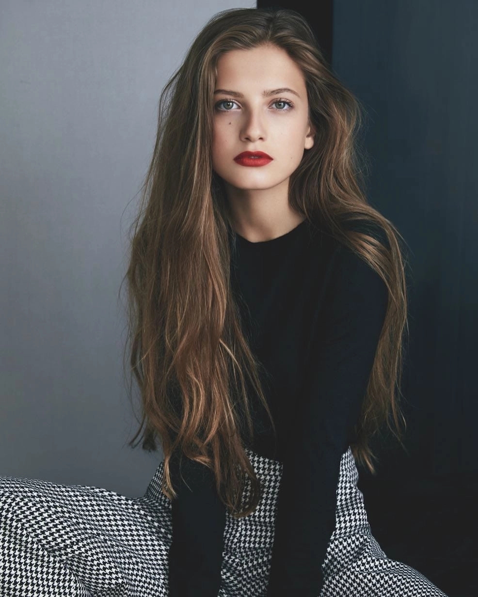 Zoë Pastelle: Age, Height, Net Worth, Biography and More: